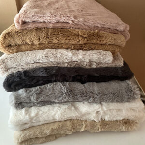Prekrivači od veštačkog zečijeg krzna komplet 200x70,150x70,70x70