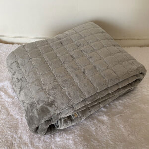 Plišani prekrivač SIVI