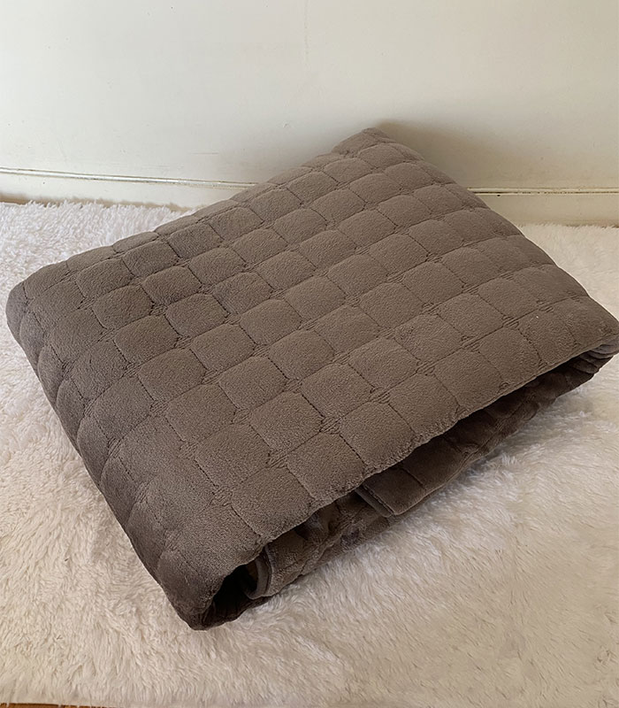 Plišani prekrivač TAMNO BRAON